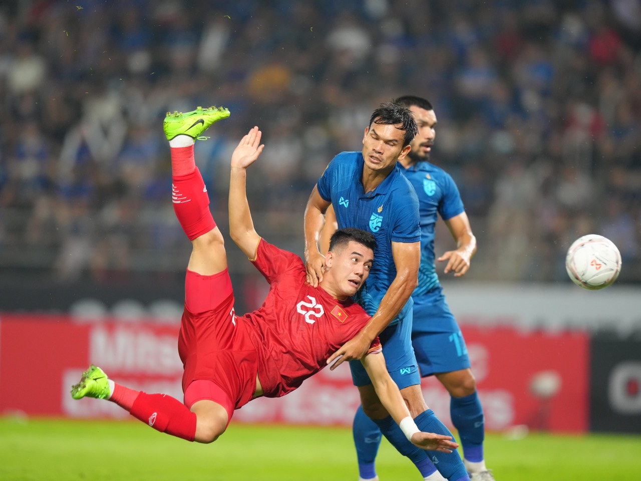 Báo Hàn Quốc: 'Không vô địch AFF Cup nhưng HLV Park đã đưa ĐT Việt Nam thoát khỏi ao làng ĐNÁ'