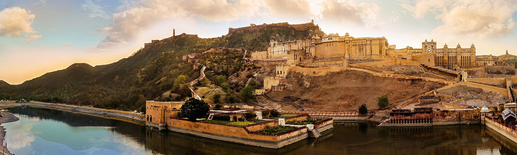 Women’s Special Golden Triangle Tour Package: Safe & Fun Travel