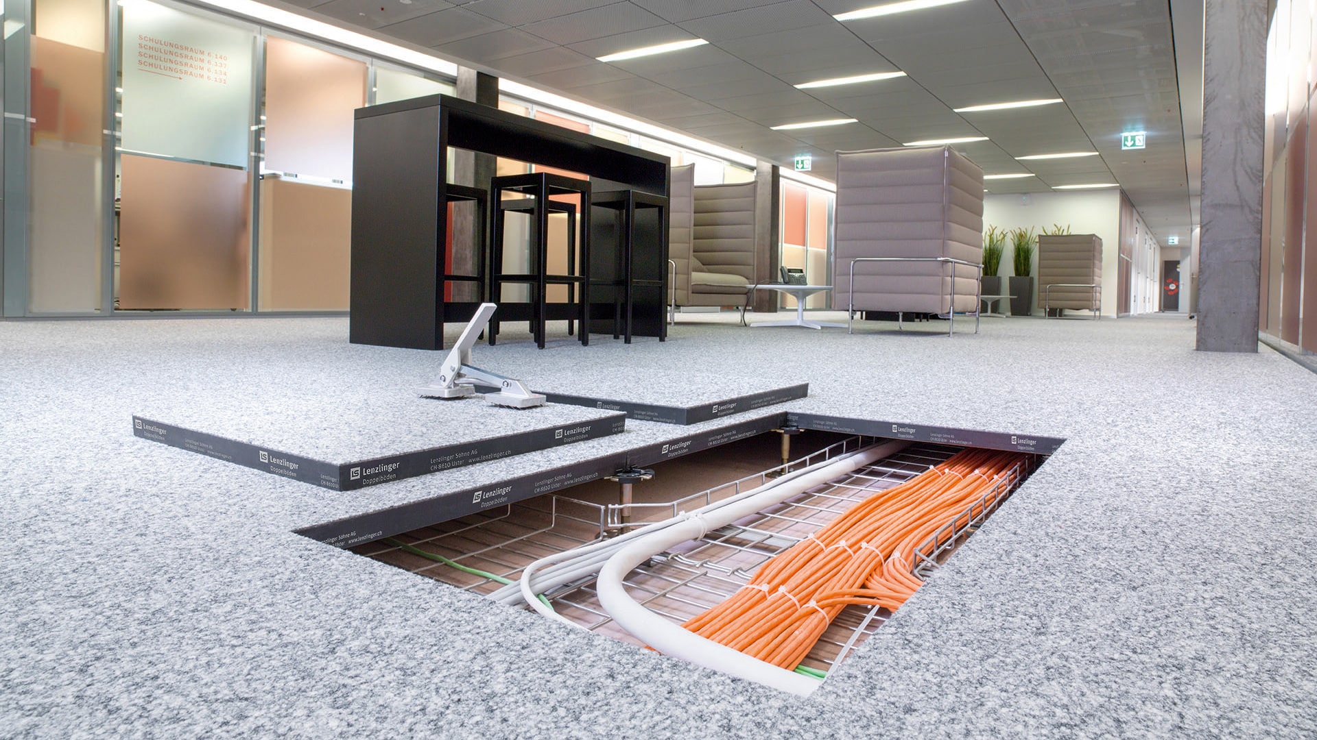 Flooring Manufacturer in UAE | Professional Raised Access Floors