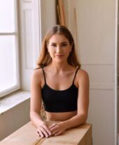 Layan - Dubai Escorts 500+ Indian Escorts Service in Dubai Call girls UAE