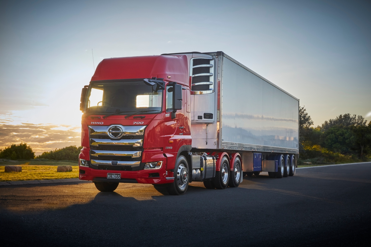 Wheel Hub High Tensile Bolts - Sarhal Automobiles