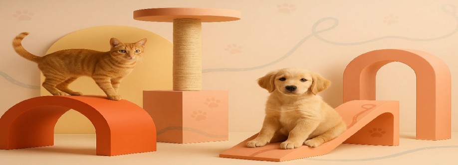 PET LEASHIOUS Cover Image