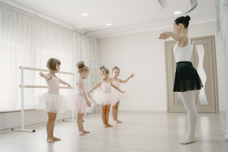 Chicago Dance Classes That Help You or Your Child Feel Confident and Happy : dancetoevolve — LiveJournal