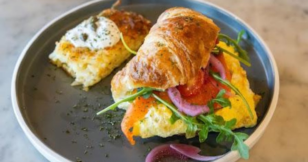 How Can You Make Mornings Special with Borsalino Breakfast in Plantation, FL?