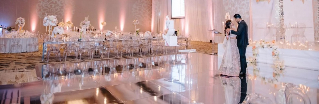 InStyle Floor Wraps Cover Image