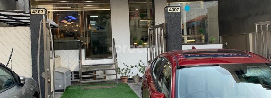 barmaneyecare centre Cover Image