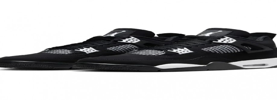 Thesneakers Cover Image