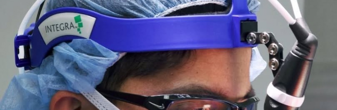 Iconic Plastic Surgery Cover Image