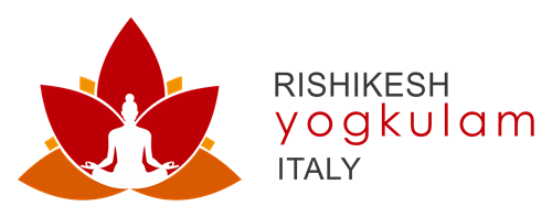 Corso di formazione per insegnanti di yoga online di 200 ore - RYS200